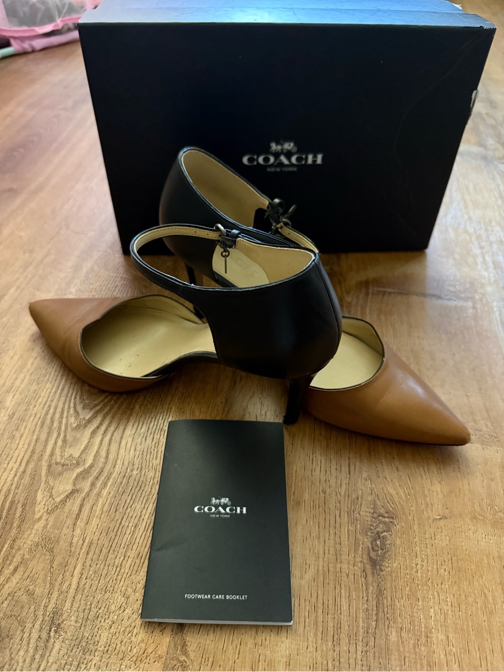 COACH Two-Tone Black and Brown Pointed-Toe Heels with Ankle Strap Womens Size 9